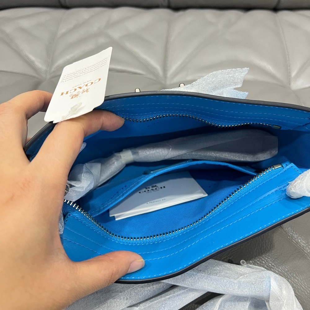 NWT Coach Swagger Wristlet/Crossbody Turquoise # 53032 Retail $275 - Picture 10 of 11